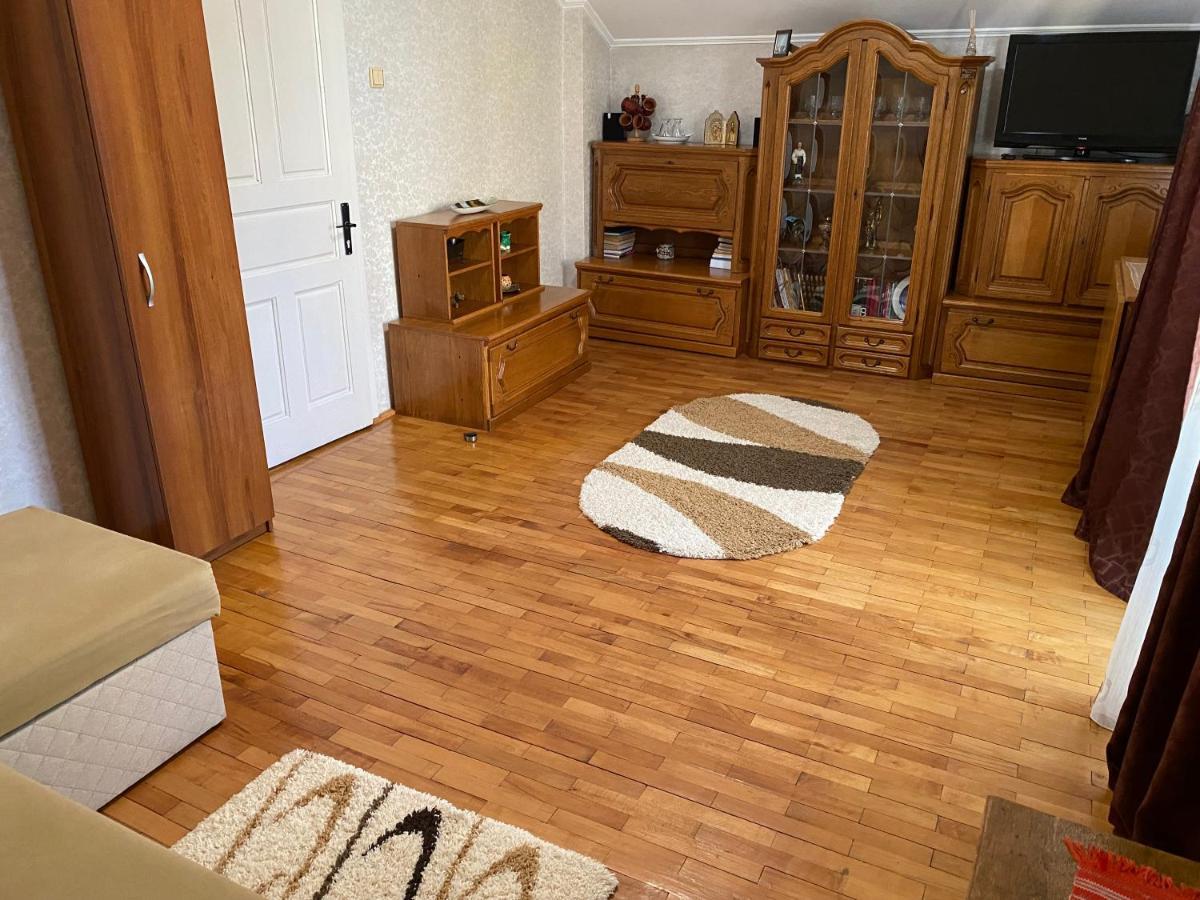 Apartament Mansarda Leilighet Curtea de Argeş Eksteriør bilde
